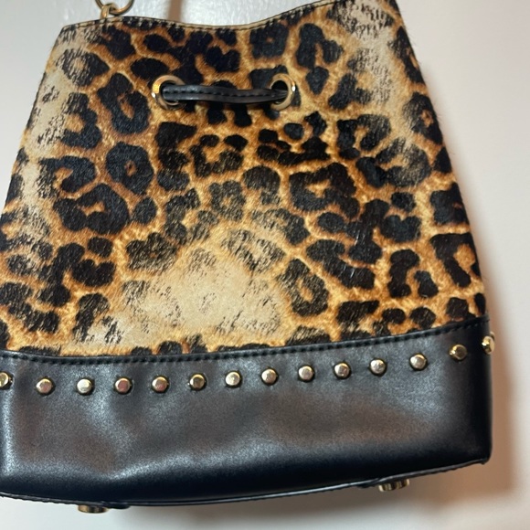 Women's Michael Kors Brown Leopard Print Mercer Gallery Bag - Picture 12 of 14